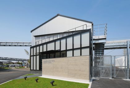 霧島ホールディングス株式会社　新スリムパックライン建屋