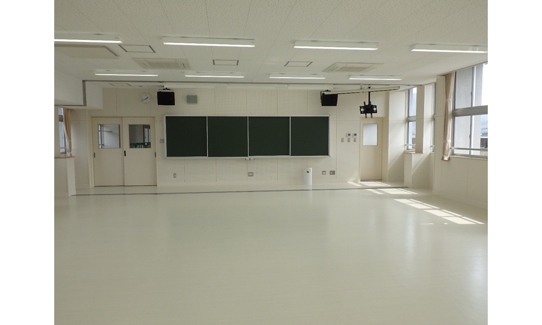 日当山中学校校舎　32号棟ほか