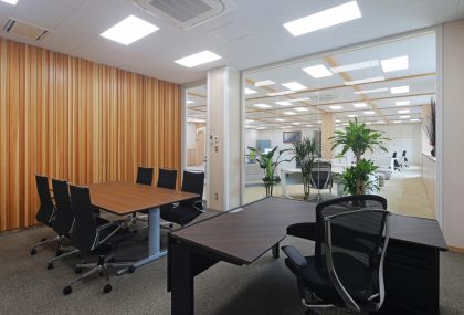 鹿栄電設 本社社屋