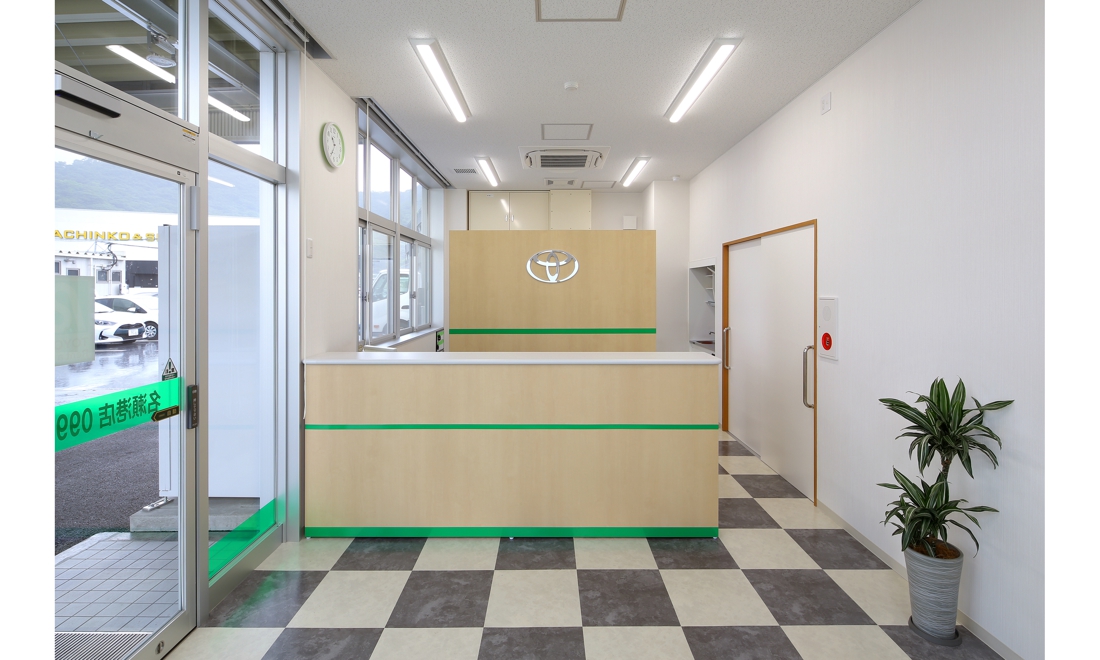 トヨタレンタリース鹿児島　名瀬港店